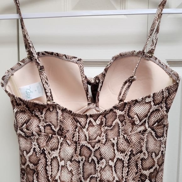 [M] Kona Sol Snake Print‎ One-Piece Swimsuit Size Medium - Picture 9 of 15